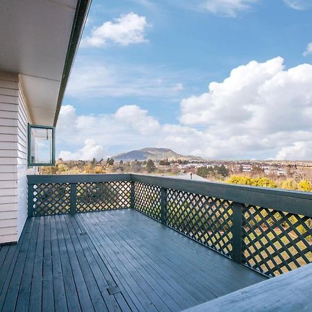Kaihua Lookout - Taupo Holiday Home Eksteriør billede